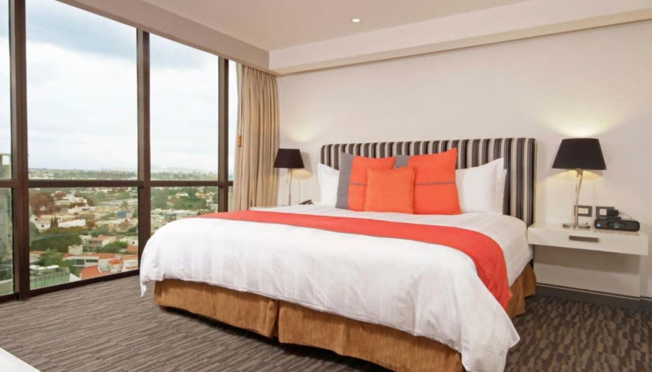 Presidente Intercontinental Guadalajara By Ihg Hotel Запопан Екстериор снимка